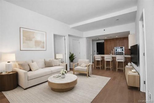 phc-13327 39th Ave, Flushing, NY, 11354-4655 | Card Image