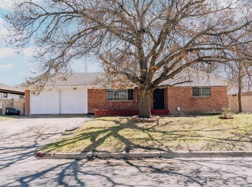2913 Laredo Dr, Fort Worth, TX, 76116-3317 | Card Image