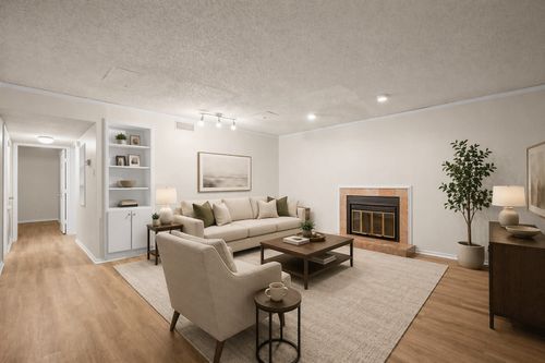 105-2401 Leon St, Austin, TX, 78705-4634 | Card Image