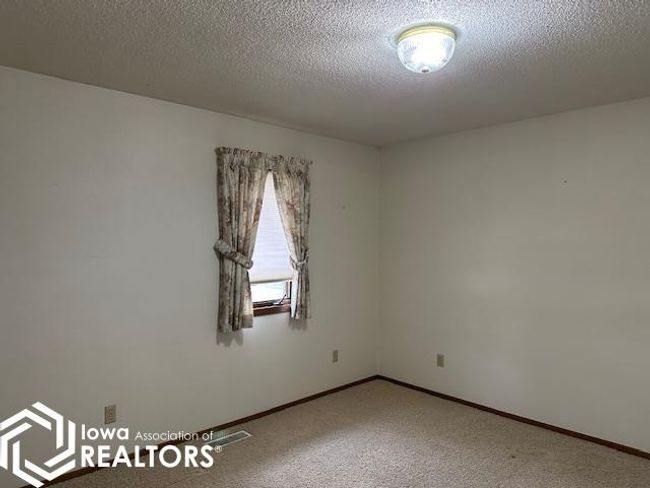 1615 Sullivan Ave, House other with 4 bedrooms, 3 bathrooms and null parking in Humboldt IA | Image 37