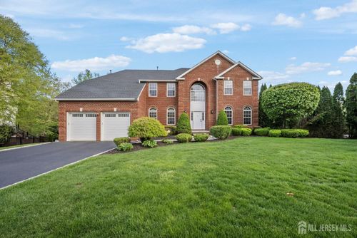 5 Robert Ct, Monroe, NJ, 08831-1988 | Card Image