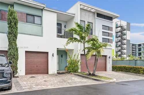 4373 Nw 9th St, Plantation, FL, 33317-1525 | Card Image