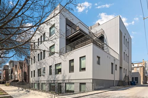 202-2016 W Rice St, Chicago, IL, 60622-4996 | Card Image