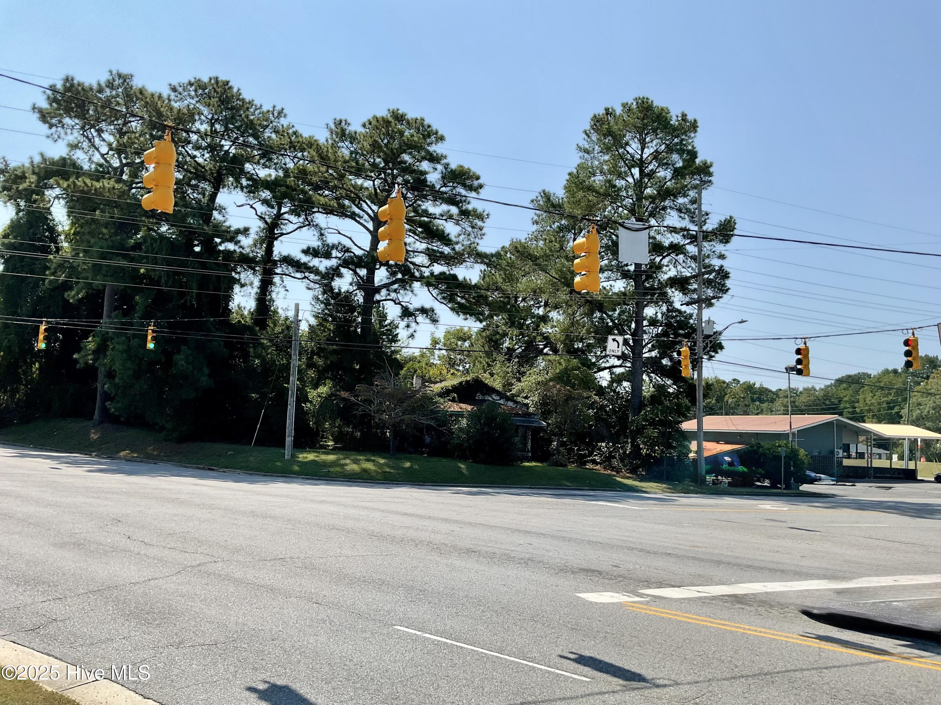 Commercial Sale in Washington 5