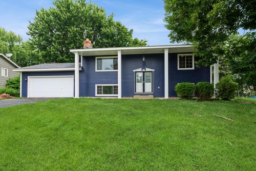 3516 78th Ave N, Brooklyn Park, MN, 55443-2825 | Card Image