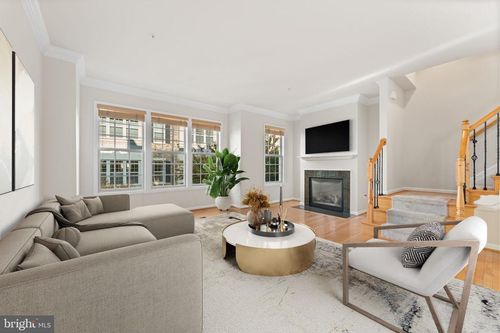 602 Overlook Park Dr, NATIONAL HARBOR, MD, 20745-1176 | Card Image