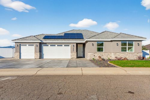 4806 Ferrington Ct, Redding, CA, 96003-5379 | Card Image