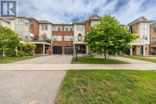 3123 Stornoway Cir, Oakville, ON, L6M5H9 | Card Image