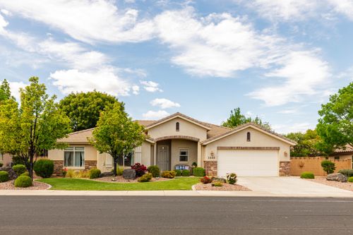3848 Tess Ln, Santa Clara, UT, 84765 | Card Image