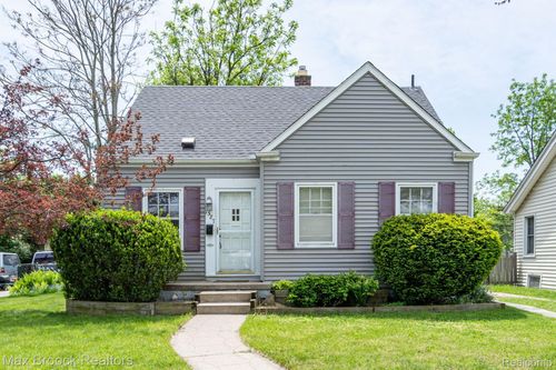 1587 Leroy St, Ferndale, MI, 48220-1656 | Card Image