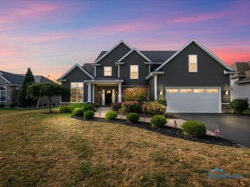 2837 Woods Edge Rd, Perrysburg, OH, 43551-8993 | Card Image