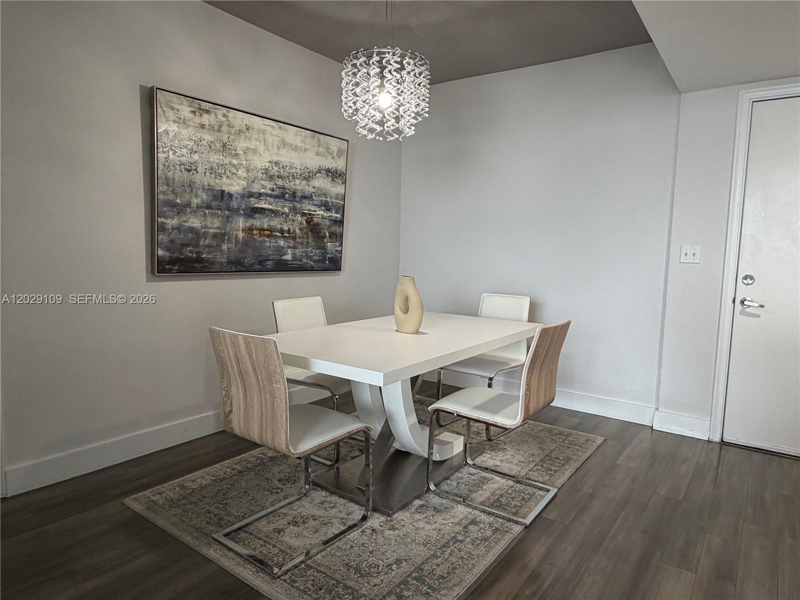 Residential Lease in Aventura 3