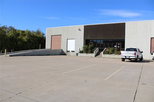 4-2300 S Old Missouri Road, Springdale, AR, 72764 | Card Image