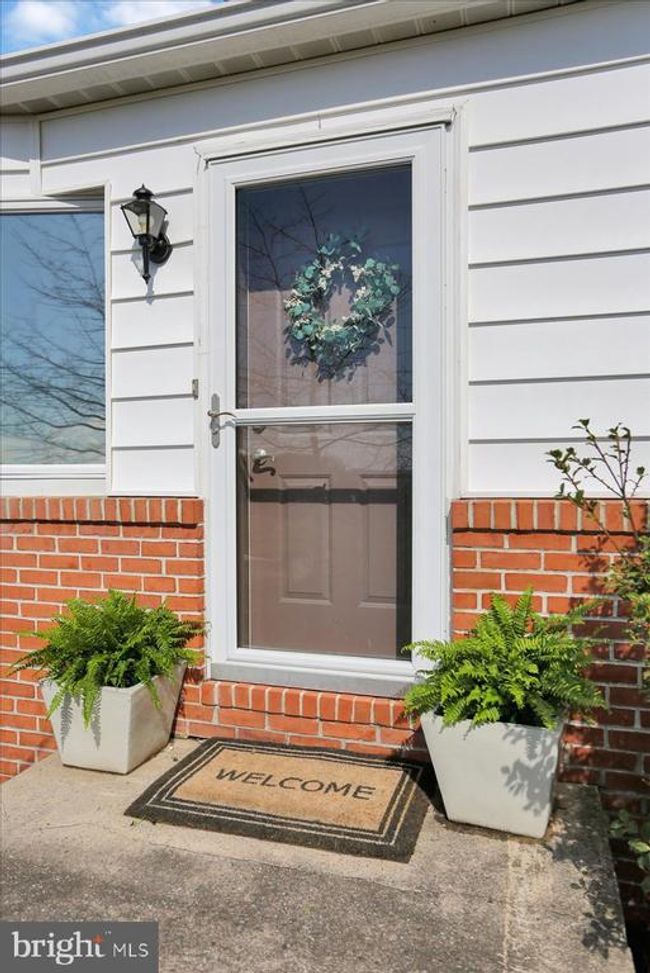 1032 W Leesport Rd, House other with 3 bedrooms, 2 bathrooms and null parking in LEESPORT PA | Image 6