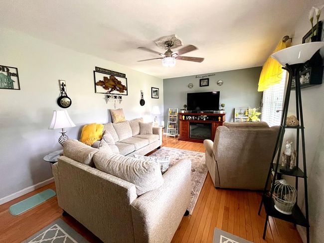 348 Rainbow Cir, House other with 3 bedrooms, 2 bathrooms and null parking in Independence VA | Image 13