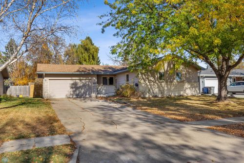 1928 24th Avenue S, Moorhead, MN, 56560 | Card Image