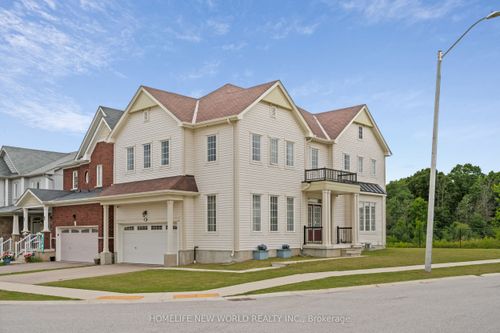 7705 Shadbush Lane, Niagara Falls, ON, L2H3R3 | Card Image