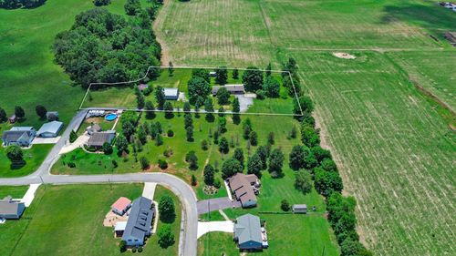 200 Acorn Hill Dr, Sparta, TN, 38583-8819 | Card Image
