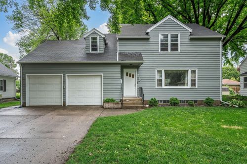 516 E School St, Owatonna, MN, 55060-3028 | Card Image