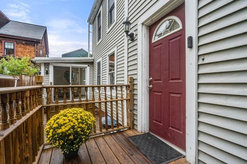 161-161 Hamilton St, Cambridge, MA, 02139-4526 | Card Image