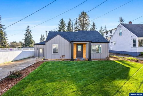246 Salem Heights Ave S, Salem, OR, 97302-4631 | Card Image