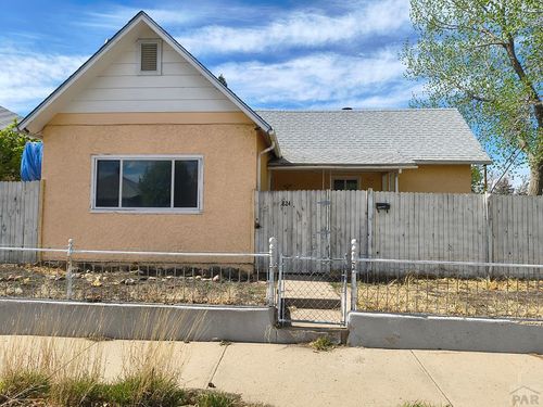 824 W 7th St, Walsenburg, CO, 81089 | Card Image