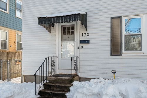 172 Camden Ave, Providence, RI, 02908-3606 | Card Image