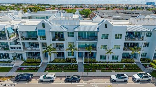 104-201 8th St S, Naples, FL, 34102-6141 | Card Image