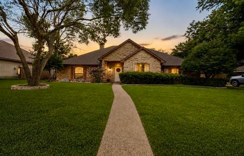 3658 Snow Creek Dr, Aledo, TX, 76008-3677 | Card Image