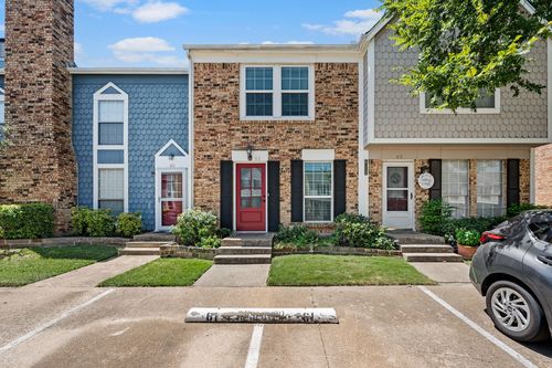 61 Abbey Rd, Euless, TX, 76039-4209 | Card Image