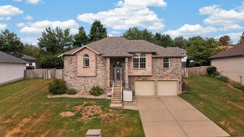 5761 S Fairview Ave, Springfield, MO, 65810-2668 | Card Image