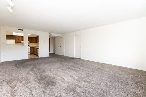 apt-2n-404 Paradise Rd, Swampscott, MA, 01907-1369 | Card Image