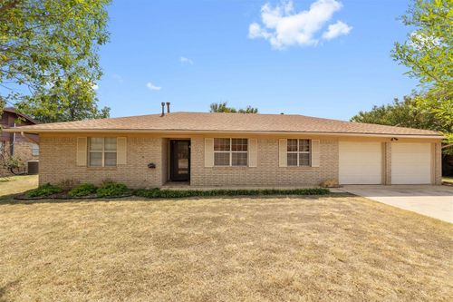 4307 9th St, Brownwood, TX, 76801-7316 | Card Image