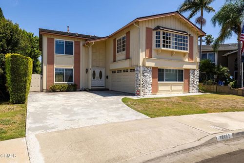 16452 Whittier Ln, Huntington Beach, CA, 92647-4062 | Card Image