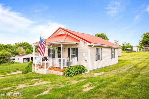 502 S 12th St, LaFollette, TN, 37766 | Card Image