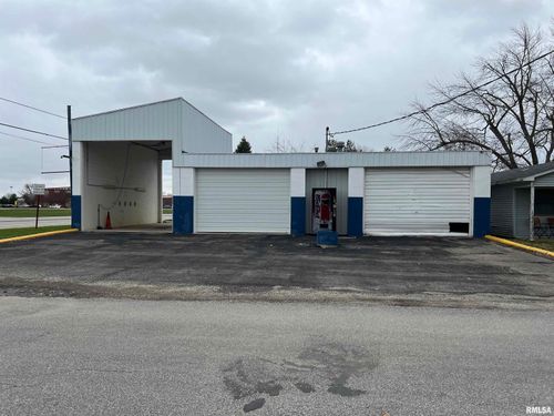 105 N Lincoln St, Pleasant Plains, IL, 62677 | Card Image