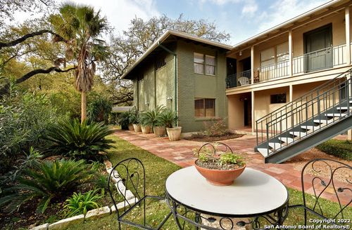 d-1803 La Sombra Dr, San Antonio, TX, 78209-3320 | Card Image