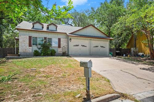 3200 China Grv, Austin, TX, 78745-7404 | Card Image