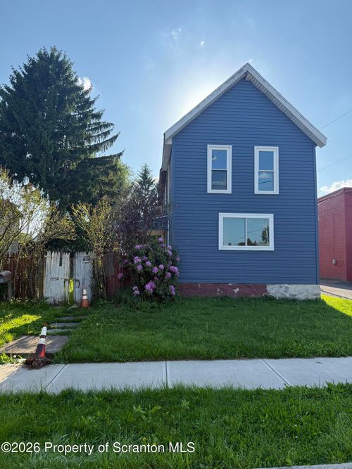 669 Rose St, Williamsport, PA, 17701-4553 | Card Image