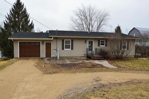 11709 County Road Vv, CASSVILLE, WI, 53806-9702 | Card Image