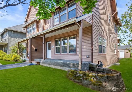 2924 Nevada St, Bellingham, WA, 98226-3533 | Card Image