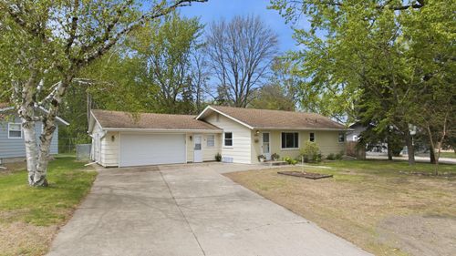 5301 Quebec Ave N, New Hope, MN, 55428-3831 | Card Image