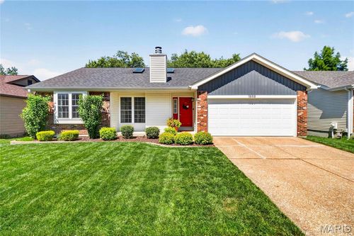1509 Morning Sun Dr, Ballwin, MO, 63021-8416 | Card Image