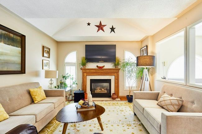 1819 Edenwood Dr, House other with 5 bedrooms, 3 bathrooms and 2 parking in Oshawa ON | Image 5