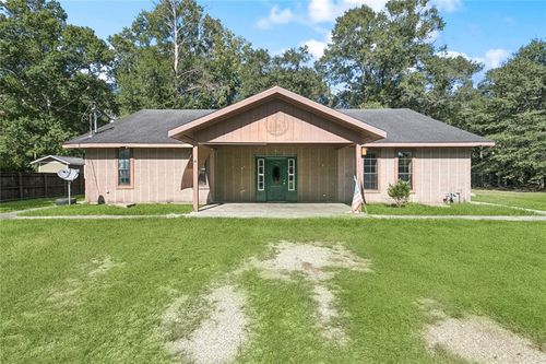 240 Charles Sinagra Ave, Independence, LA, 70443-2348 | Card Image