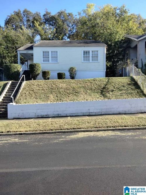 931 41st Street Ensley, Birmingham, AL, 35208-1001 | Card Image