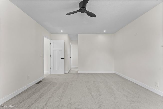 30031 Thomas St, House other with 5 bedrooms, 3 bathrooms and null parking in Willowick OH | Image 10