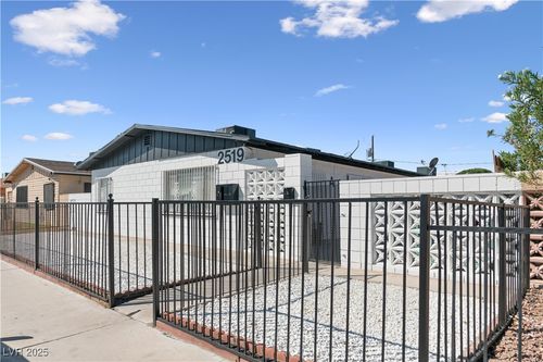 2519 Carroll St, North Las Vegas, NV, 89030-5750 | Card Image