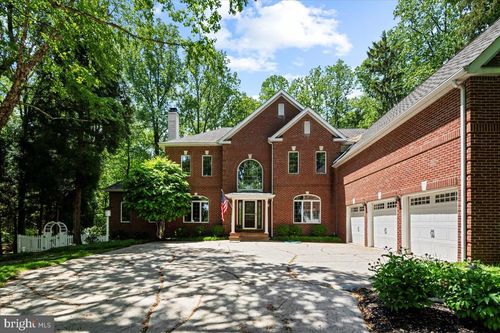 52 Woodside Ln, NEW HOPE, PA, 18938-9281 | Card Image
