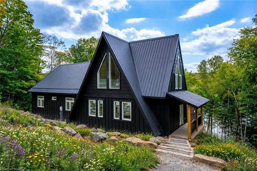 1295 Wenona Lake Rd, Haliburton, ON, K0M1S0 | Card Image